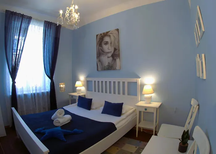 Chmielna Guest House Warschau